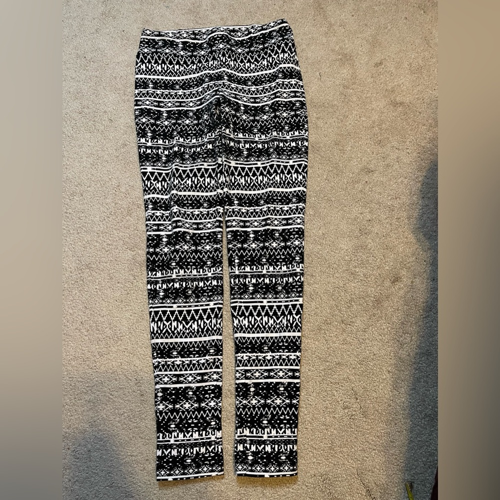“Express” Women’s Aztec Leggings- Size: S - Picture 9 of 9